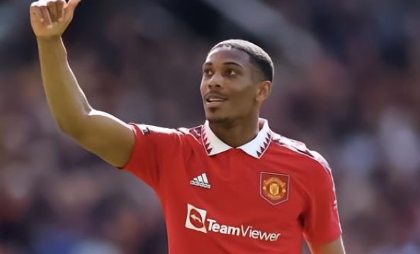 当勒韦尔被 当勒韦尔被